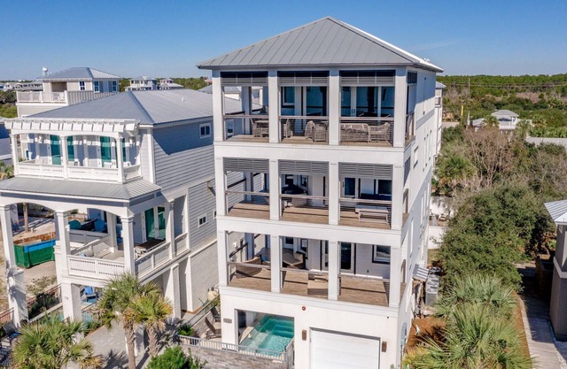 Inlet Beach "Emerald Breeze"| 6 BR |Sleeps 16 |Private Pool |Elevator| VIEWS!