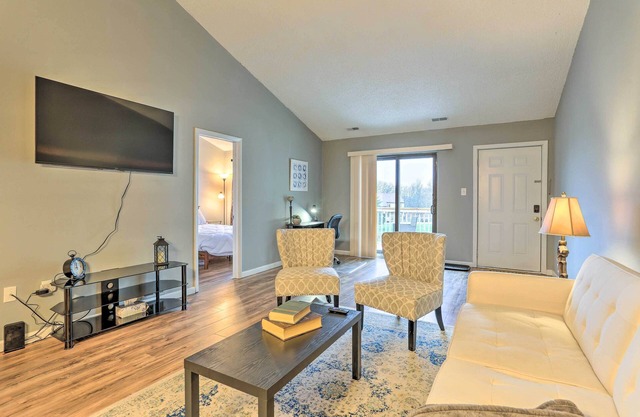 Inviting Poconos Getaway w/ Deck: Ski & Hike!