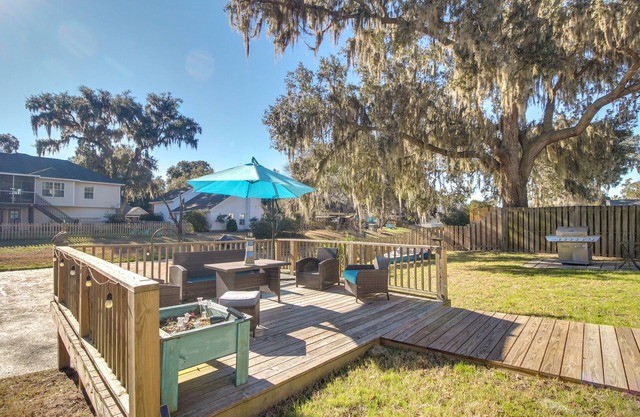 Inviting Savannah Vacation Rental w/ Game Room!