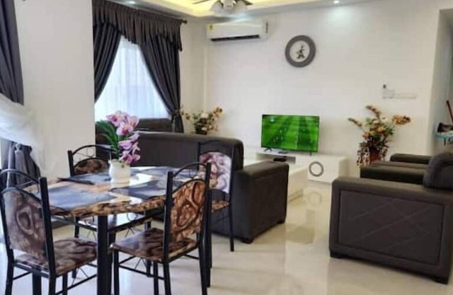 J104 Three bedroom apartment
