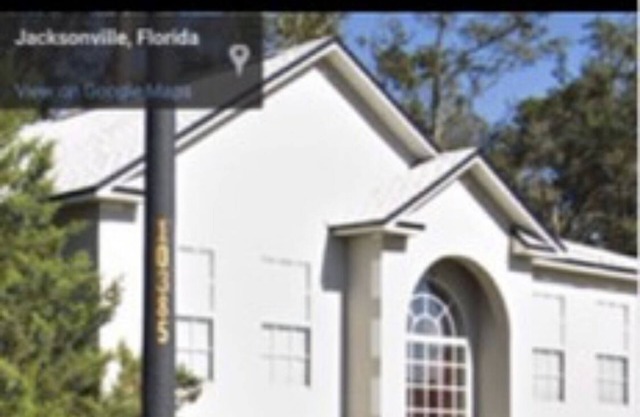 LUX LIVING NEXT TO FSCJ AND JAX