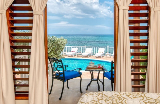 Jamaican Me Happy Villa