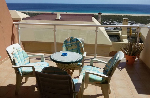 APARTAMENTO EN JANDIA IDEAL PARA RELAJARSE CON TERRAZA Y MAGNIFICAS VISTAS