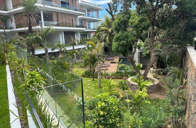 Garden by the sea in the heart of Pointe aux Canonniers
