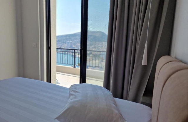 Joanna Suites