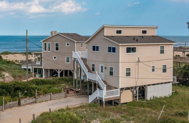 7148 Just Beachy * 1 Min Walk to Beach * Dog Friendly * Ocean Views