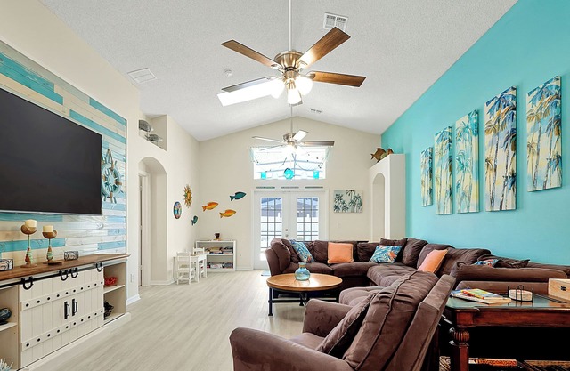 Nuevas mejoras! Limpio / espacioso - South Facing Htd Pool / Spa - 5 millas a Disney