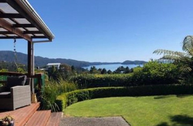 Kaiteriteri. NZ . Something Special. ( Self contained) Luxury.