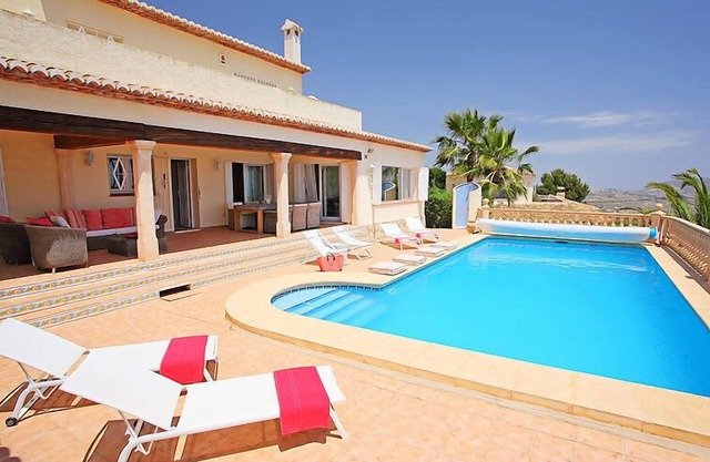 Karibuni by Interhome