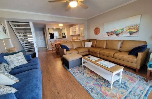 Kates Cottage: Kayaks, Wifi, Main Channel View, close to everything