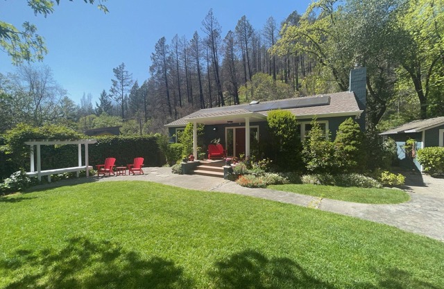 Kenwood Cottage-Canyon & Creek Setting, Spa, Bienvenido a Tesla EV, SIN tarifa de limpieza
