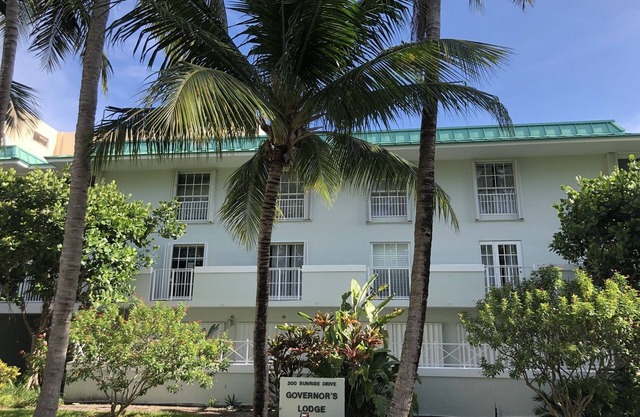 Key Biscayne Condo ... a pie de playa