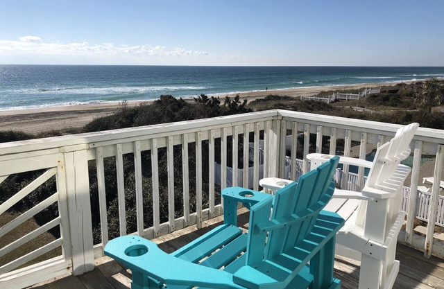 Keystone Kottage West - Emerald Isle Paradise