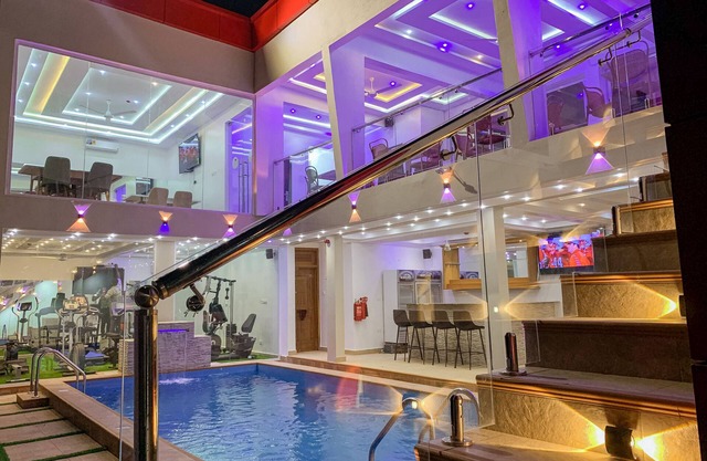 Kings Villagio Hotel