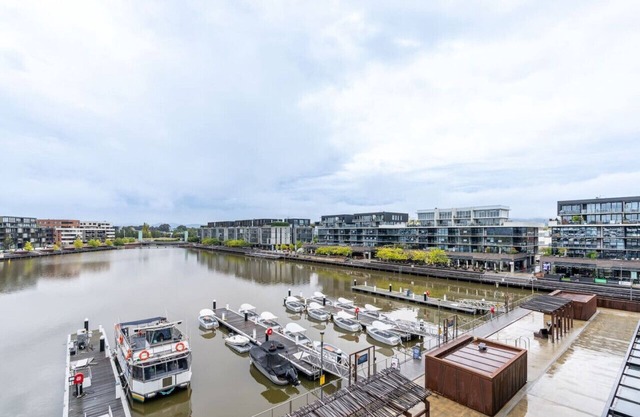 New to VRBO: Kingston Foreshore Paradise - 2BR