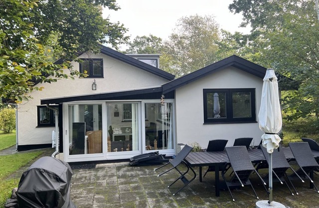 "Kirsi" - 200m from the sea by Interhome