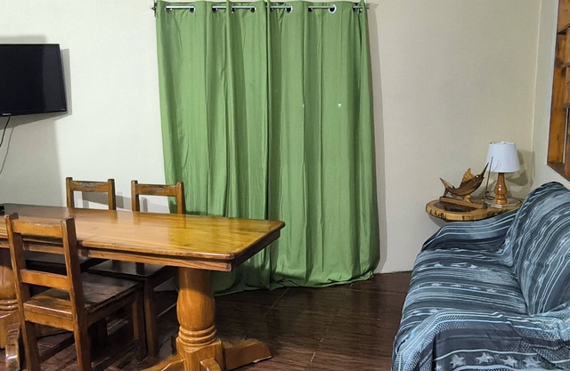 KIWI Apartment W/Garden at MANUEL ANTONIO/4 People/Fully Equipped Kitchen
