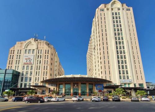 KTC Suite Hotel with Private Cinema and PS5