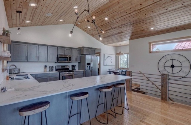 KUSSY CHALET AT TERRY PEAK by RedAwning