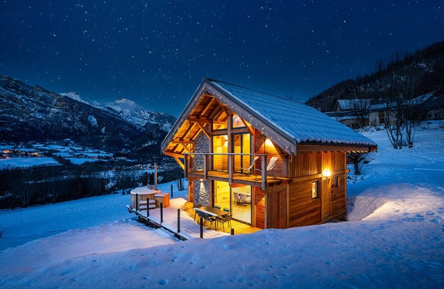L'érable Chalet 2 Chambres Pierres et Bois Avec Bain Nordique
