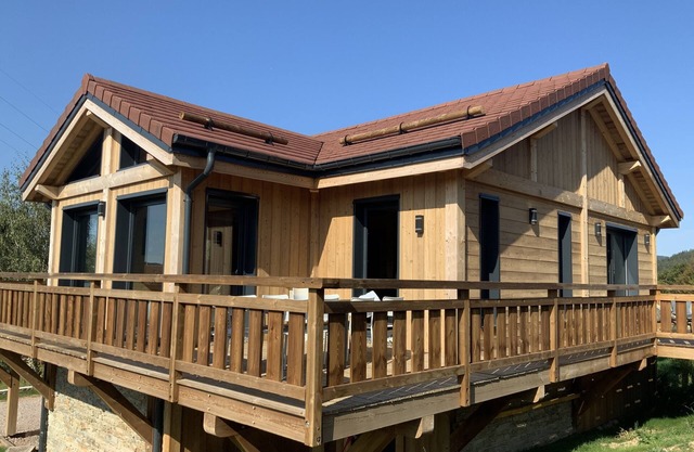 L'ADRET DU TEMPS CHALET LAKE VIEW DUE SOUTH
