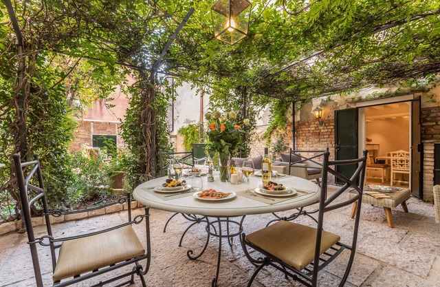 Lujosa casa de jardín en La Baruffa