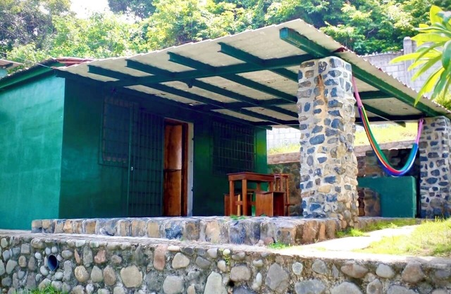 La Casita de Karma, Private, Amazing Views of KM 59 / KM 61, Direct Beach Access
