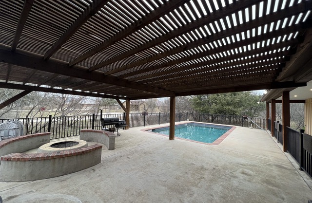 La Doña Walk to Live Music Hacienda Entrances FREEFrio Access ConcanVIP