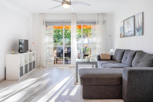 La llosa beach apartment -1er Linea
