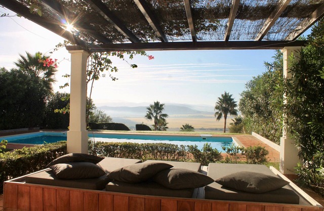 La Luz - Fantástica casa de vacaciones en Benalup con vistas panorámicas.