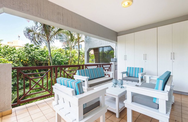 La Pirogue, Spacious 3 Bed | Willards Beach | Pool