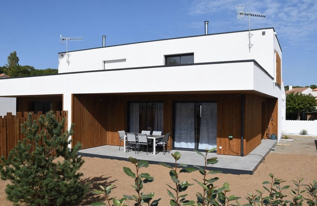 LA TRANCHE SUR MER -VILLA OCÉANE - QUARTIER DU PHARE