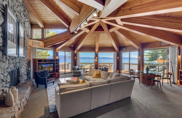 Lake Escape - Lakefront - TLUXP