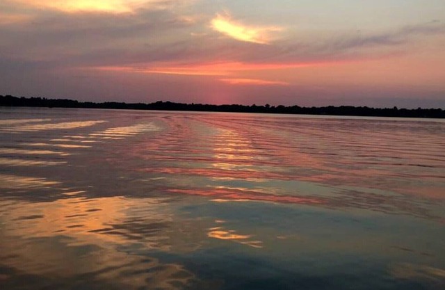 Retiro a orillas del lago,> 30 min. al centro de Mpls / St Paul. Playa, 4 kayaks y más!