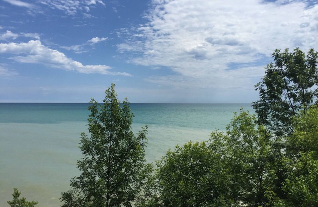 ¡Retiro Kenosha frente al mar en el lago Michigan para ocho personas!
