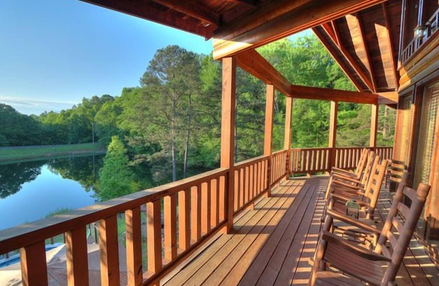 Lakefront Cabin with Outdoor Pool, Close to Pigeon Forge.