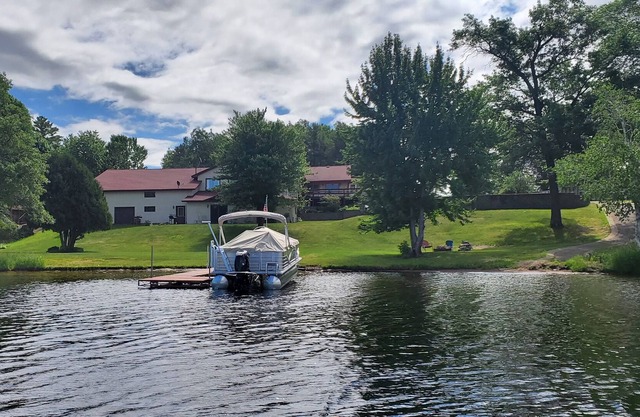 Estilo de vida de vacaciones frente al lago!