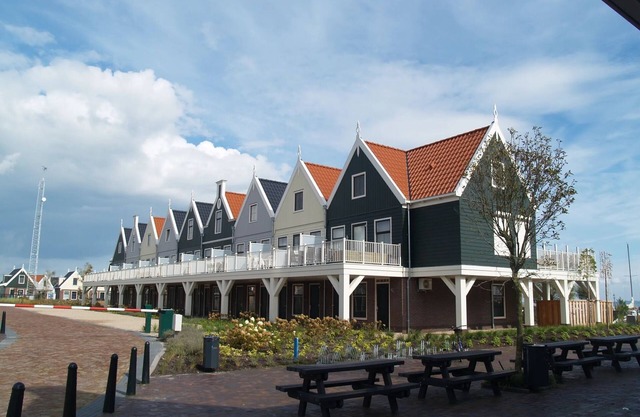Amplia casa con 5 baños en Markermeer