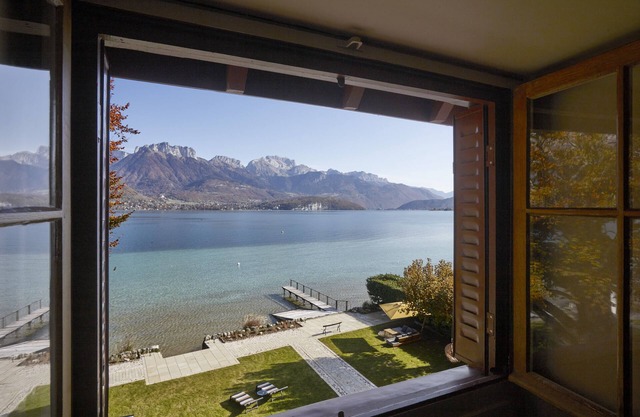 Lakeside Villa - Sevrier - Direct access to the lake