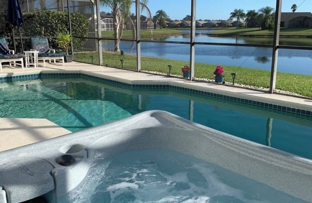 Hermosa Villa en Eagle Pointe Kissimmee