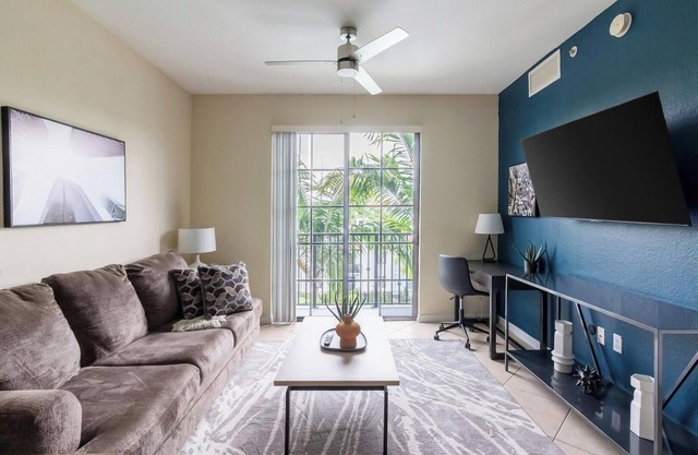 Landing at Mosaic at Miramar - 2 Bedrooms in Mi...