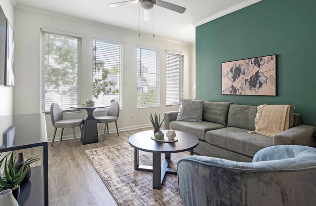 Landing at The Metropolitan - 1 Bedroom in Nash...
