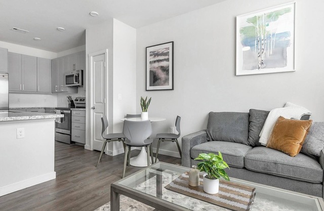 Landing at Bellrock Memorial - 1 Bedroom in Nor...