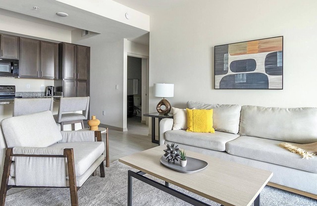 Landing at The Vistas at Eastwood - 2 Bedrooms ...