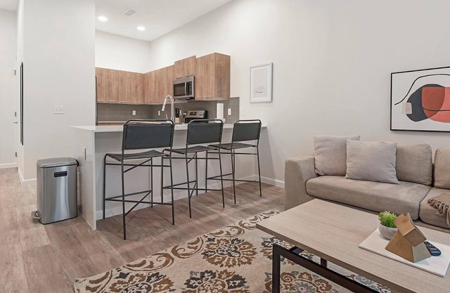 Landing at Deseo Grande - 1 Bedroom in Southwes...