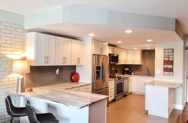 GRAN CONDO DE 1 BD ★ CENTRO