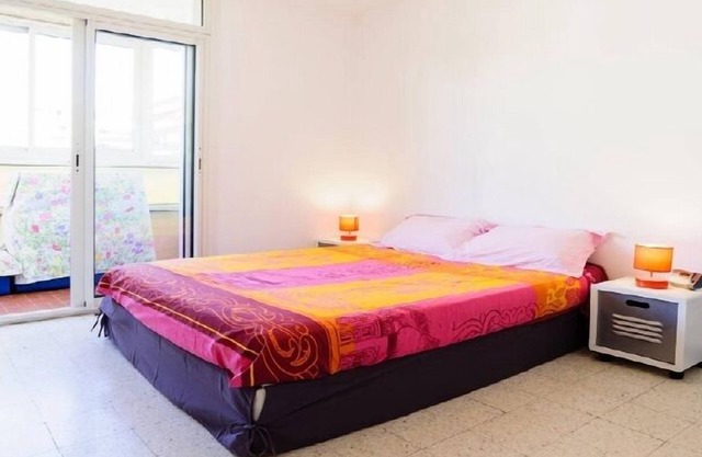 Apartamento grande de 70 m2 con vistas al mar de Ajaccio