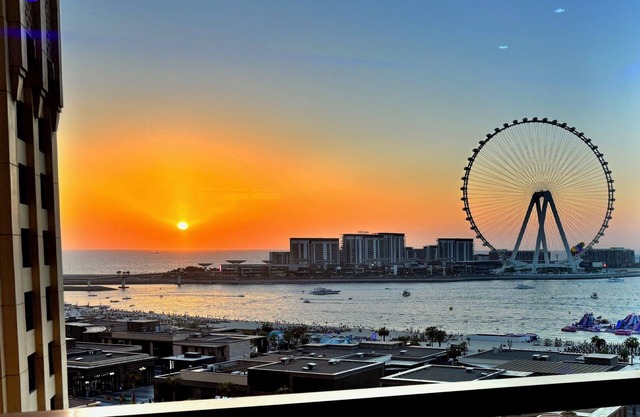 Gran apartamento Dubai Jbr Beach Walk vista al mar y a la rueda