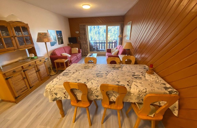 Amplio apart a 500m del centro. Multi Pass verano 2024 a 3€/día! Parking cubierto incluido.
