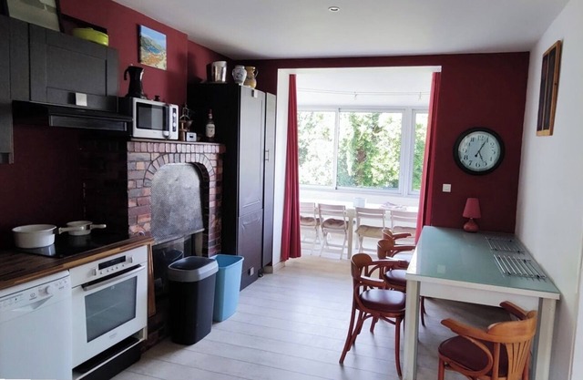 Large, bright house on the Ile d'Oléron in the center of Saint Trojan les Bains